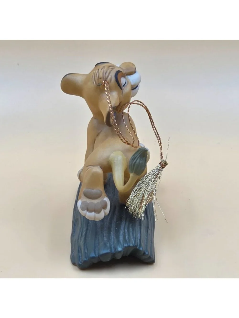 WDCC The Lion King Hakuna Matata Simba Annual Ornament